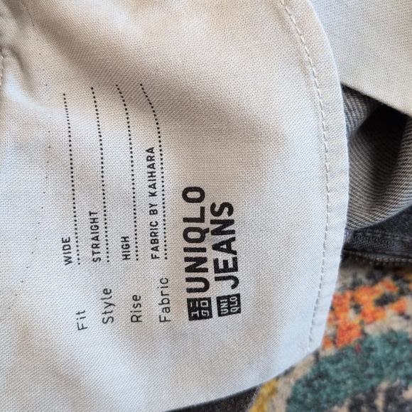 Uniqlo Wide Straight Jeans, size 30, gray denim, EUC - Picture 5 of 6